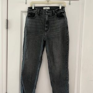 Abercrombie & Fitch Curve Love High Rise Ankle Straight Jeans - size 29